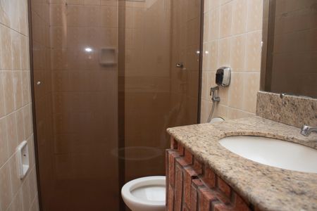 Apartamento à venda com 196m², 3 quartos e 2 vagas Apartamento à venda com 196m², 3 quartos e 2 vagasBanheiro Social