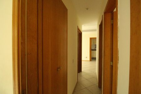 Apartamento para alugar com 79m², 3 quartos e 1 vagaCorredor