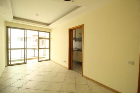 Sala 1 de apartamento para alugar com 3 quartos, 79m² em Freguesia (jacarepaguá), Rio de Janeiro