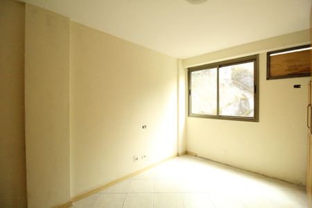 Apartamento para alugar com 79m², 3 quartos e 1 vagaSuíte