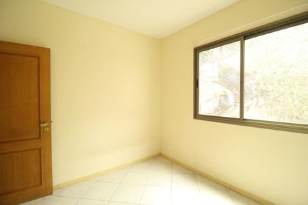 Apartamento para alugar com 79m², 3 quartos e 1 vagaQuarto