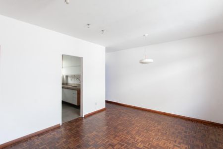 Sala de apartamento à venda com 3 quartos, 64m² em Santa Amélia, Belo Horizonte