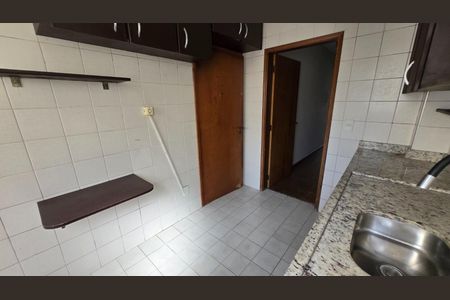Cozinha de apartamento à venda com 2 quartos, 68m² em Jardim Proença, Campinas