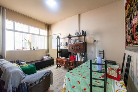 Apartamento à venda com 60m², 2 quartos e sem vaga Apartamento à venda com 60m², 2 quartos e sem vagaSala