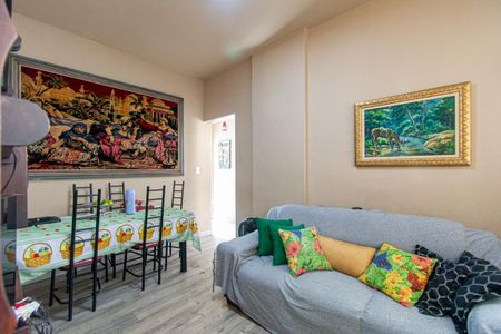 Apartamento à venda com 60m², 2 quartos e sem vaga Apartamento à venda com 60m², 2 quartos e sem vagaSala