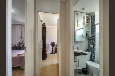Apartamento à venda com 50m², 2 quartos e sem vaga Apartamento à venda com 50m², 2 quartos e sem vagaCorredor