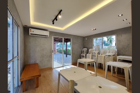 Apartamento à venda com 50m², 2 quartos e sem vaga Apartamento à venda com 50m², 2 quartos e sem vagaÁrea comum - Salão de festas