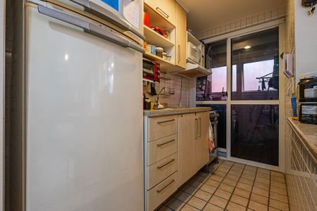 Apartamento à venda com 39m², 1 quarto e 1 vaga Apartamento à venda com 39m², 1 quarto e 1 vagaStudio