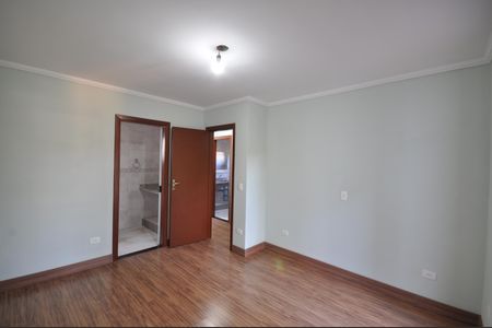 Casa para alugar com 370m², 4 quartos e 6 vagasSuíte 1