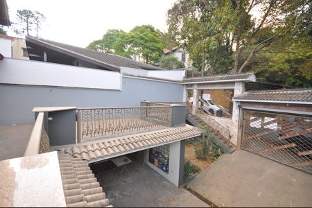 Casa para alugar com 370m², 4 quartos e 6 vagasQuintal