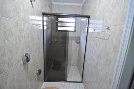 Casa para alugar com 370m², 4 quartos e 6 vagasBanheiro da Suíte 3