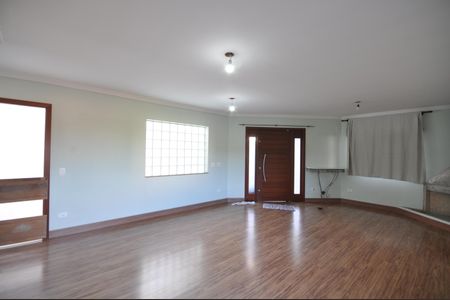 Casa à venda com 370m², 4 quartos e 6 vagasSala 1