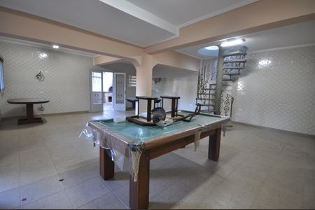 Casa para alugar com 370m², 4 quartos e 6 vagasÁrea comum