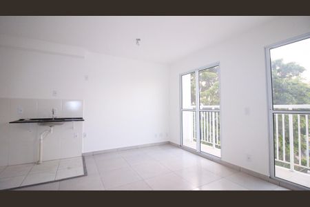 Sala/Cozinha de apartamento para alugar com 1 quarto, 28m² em Vila Ema, São Paulo