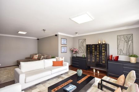 Sala de apartamento à venda com 3 quartos, 157m² em Real Parque, São Paulo