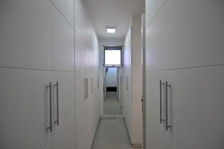 Apartamento à venda com 157m², 3 quartos e 4 vagasArmário da Suíte