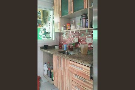 Casa à venda com 3 quartos, 144m² em Jardim Maria Duarte, São Paulo