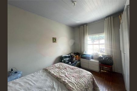 Casa à venda com 7 quartos, 180m² em Jardim Trussardi, São Paulo
