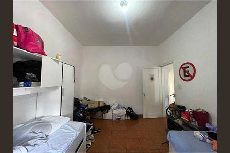 Casa à venda com 7 quartos, 180m² em Jardim Trussardi, São Paulo