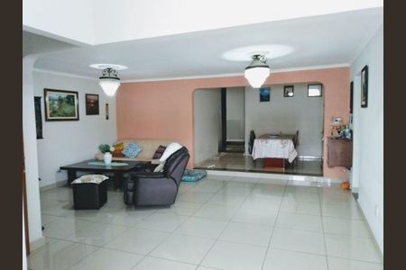 Casa à venda com 5 quartos, 300m² em Jardim Jabaquara, São Paulo