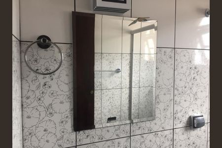 Casa à venda com 4 quartos, 300m² em Parque Monte Alegre, Taboão da Serra