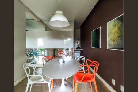 Apartamento à venda com 2 quartos, 65m² em Jardim Vazani, São Paulo