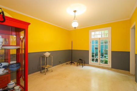 Casa de condomínio à venda com 600m², 4 quartos e 4 vagas Casa de condomínio à venda com 600m², 4 quartos e 4 vagasCopa