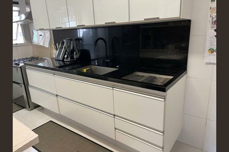 Apartamento à venda com 4 quartos, 144m² em Campo Belo, São Paulo