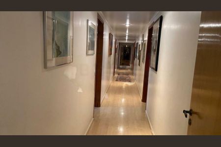 Apartamento à venda com 331m², 4 quartos e sem vaga