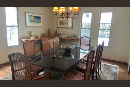 Apartamento à venda com 331m², 4 quartos e sem vaga