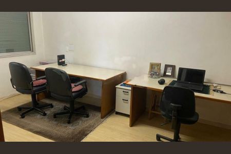 Apartamento à venda com 331m², 4 quartos e sem vaga