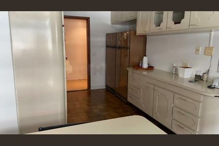 Apartamento à venda com 331m², 4 quartos e sem vaga
