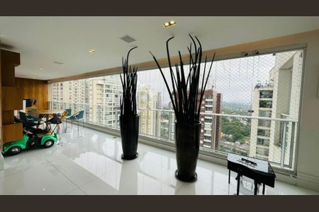 Apartamento à venda com 370m², 3 quartos e 5 vagas