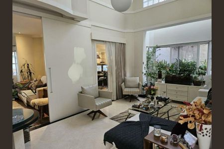 Casa à venda com 5 quartos, 610m² em Brooklin, São Paulo