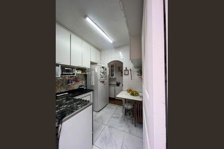 Casa à venda com 110m², 3 quartos e 2 vagas