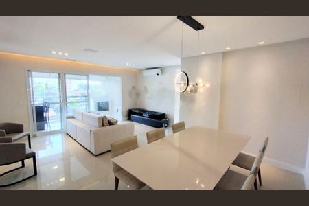 Apartamento à venda com 3 quartos, 122m² em Campo Belo, São Paulo