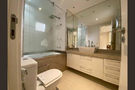 Apartamento à venda com 2 quartos, 74m² em Campo Belo, São Paulo