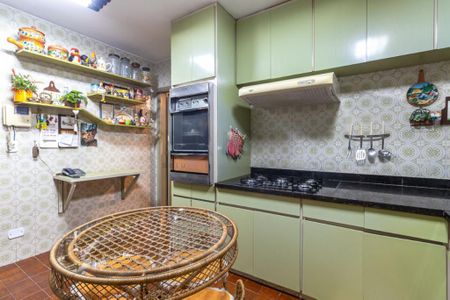 Casa à venda com 455m², 3 quartos e 6 vagas