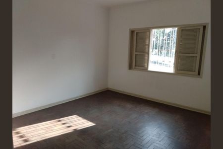 Casa à venda com 3 quartos, 148m² em Vila Marari, São Paulo