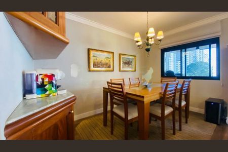 Apartamento à venda com 3 quartos, 125m² em Indianópolis, São Paulo