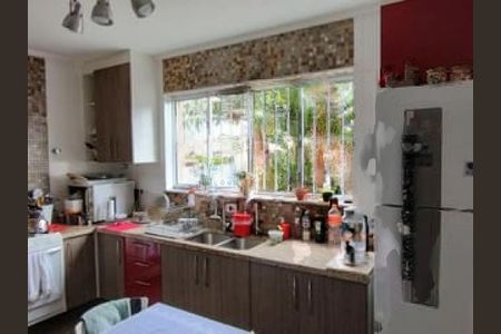 Casa à venda com 192m², 3 quartos e 2 vagas