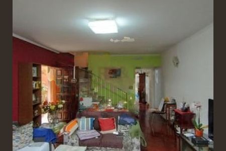 Casa à venda com 192m², 3 quartos e 2 vagas