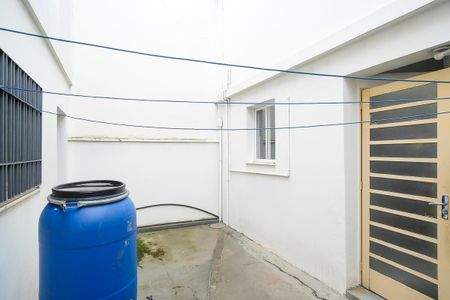 Casa à venda com 220m², 3 quartos e 2 vagasÁrea de serviço