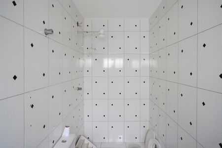 Casa à venda com 220m², 3 quartos e 2 vagasBanheiro da suíte