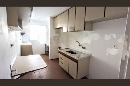 Apartamento à venda com 58m², 2 quartos e 1 vaga
