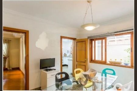 Casa à venda com 5 quartos, 630m² em Santo Amaro, São Paulo