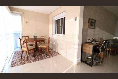 Apartamento à venda com 2 quartos, 77m² em Vila Alexandria, São Paulo