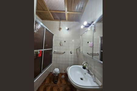 Casa à venda com 98m², 3 quartos e 2 vagas