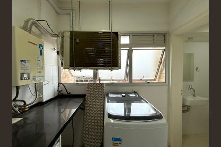 Apartamento à venda com 71m², 2 quartos e 1 vaga Apartamento à venda com 71m², 2 quartos e 1 vagaÁrea de Serviço