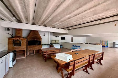 Apartamento à venda com 71m², 2 quartos e 1 vaga Apartamento à venda com 71m², 2 quartos e 1 vagaChurrasqueira